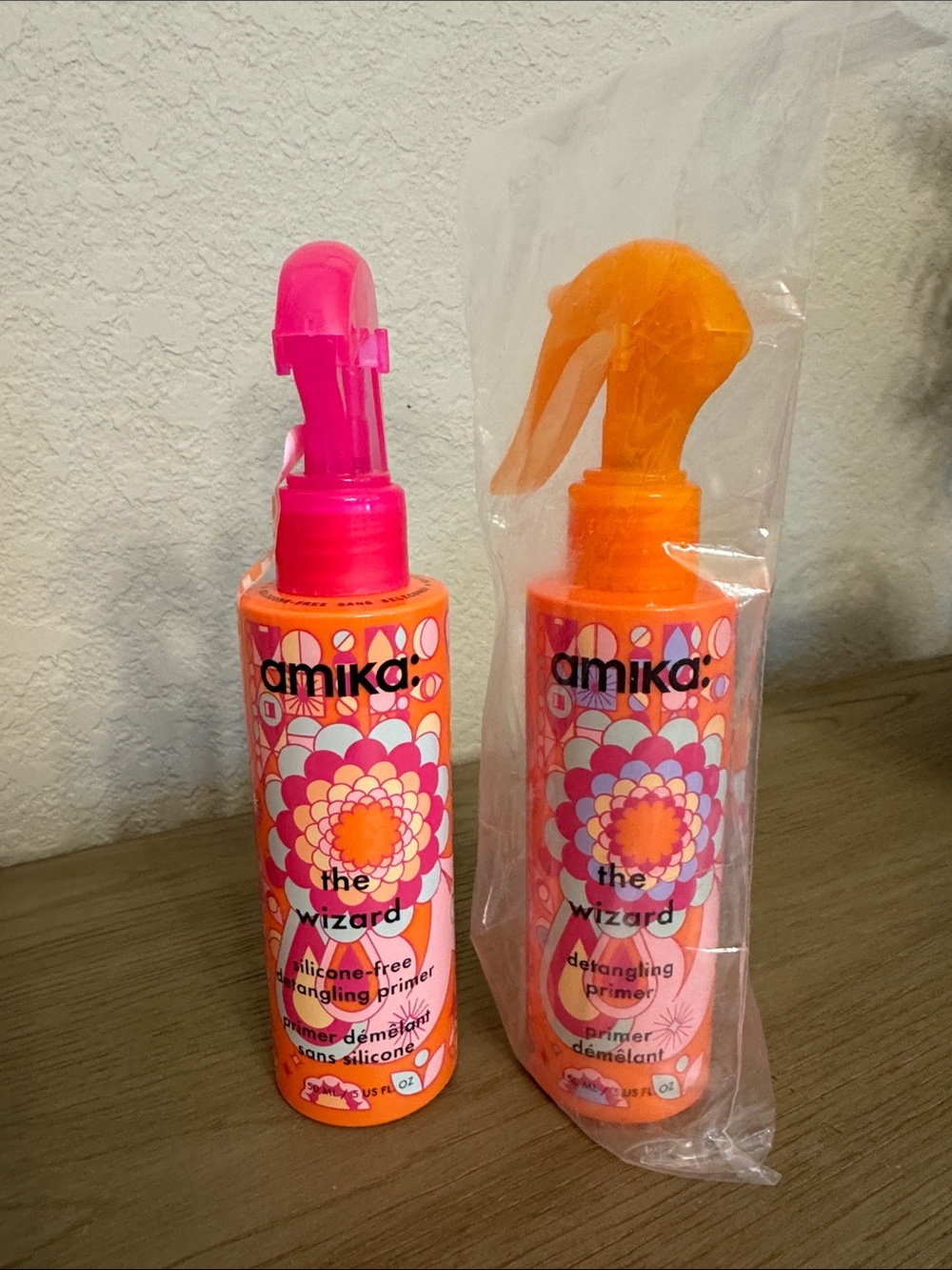 amika “the wizard” detangling spray